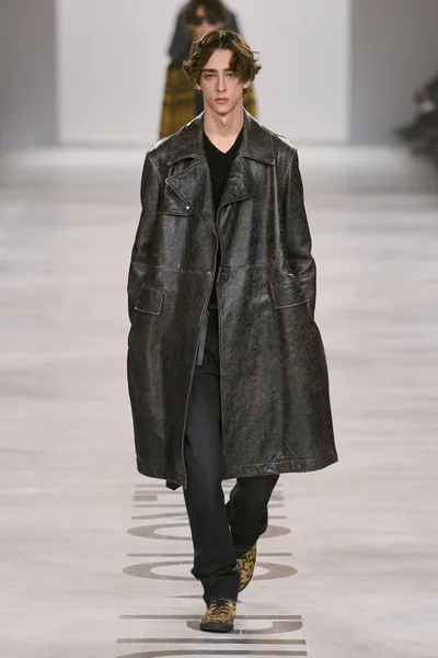 Look 47